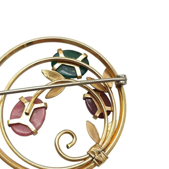 Krementz Texture Scarab Gemstones Circle Brooch Pin Gold Tone Vintage - Picture 4 of 5